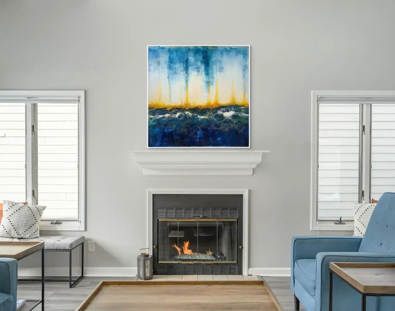 ERUPCE - ABSTRAKTNÍ OBRAZ (AAA 146) 11 Abstraktní obraz v odstínech modré zachycuje energický pohyb mořské hladiny s jemnými zlatými akcenty.