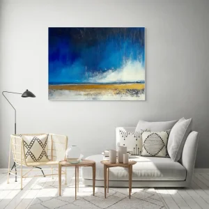 Abstraktes Gemälde mit dramatischer Landschaft und kontrastreichen Blau- und Goldtönen.