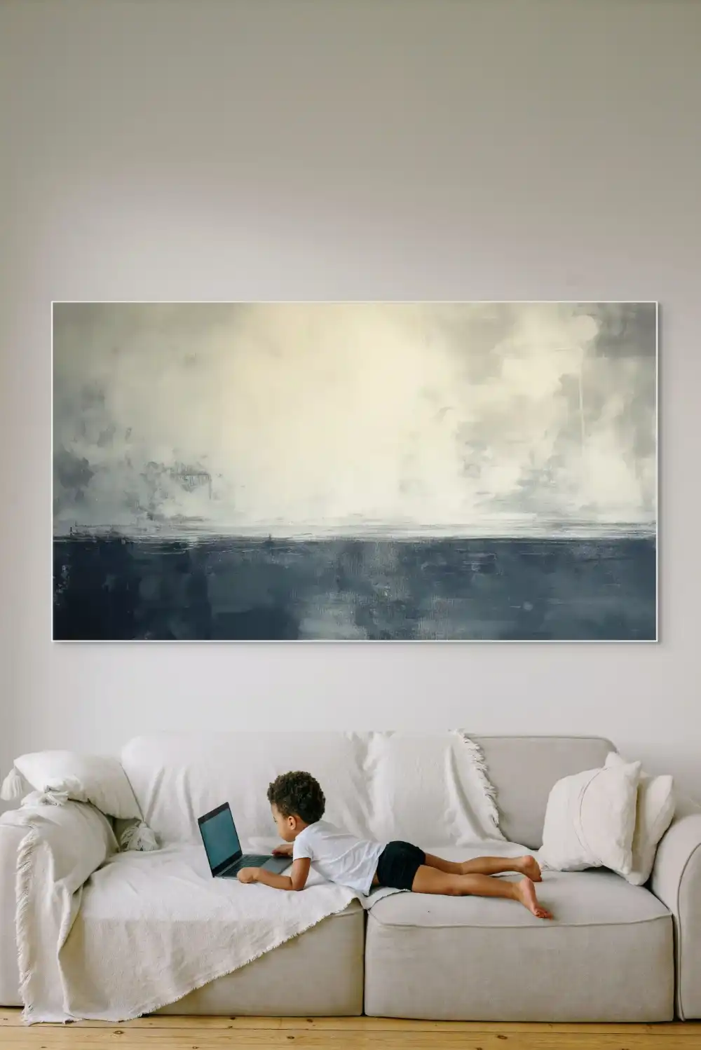HORIZONT - ABSTRAKTNÍ OBRAZ (IAA 169) 7 An abstract painting with tranquility and harmony, it uses soft blue and beige tones to create a relaxed atmosphere.