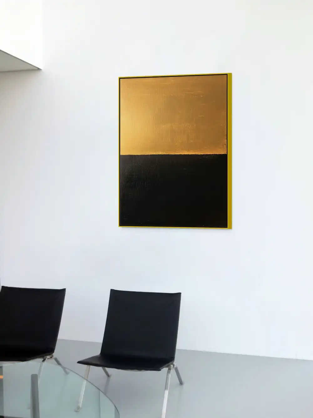 ZLATÁ HRANICE - MINIMALISTICKÝ OBRAZ (BMA 106) 4 Minimalistický geometrický obraz ve zlaté a černé barvě s čistými horizontálními plochami.