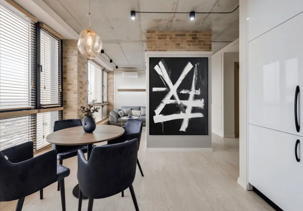 SYMBOLS OF THE NIGHT - ABSTRACT PAINTING (AAA 103) 5 Gestural painting with strong white strokes on black background in expressive style