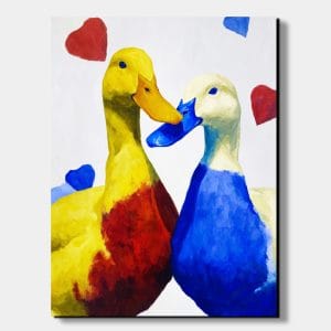 Moderní obraz husy v modré a žluté barvě se srdíčky na bílém pozadí